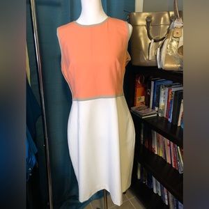 Calvin Klein NWT 🍑 white and tan!